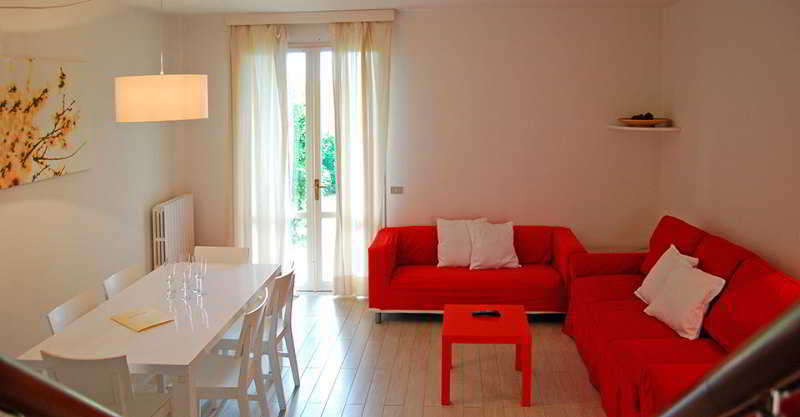 Aparthotel Residenze Al Colle Dei Pini Riccione Exterior foto